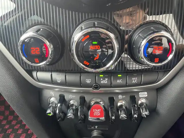 ＭＩＮＩ ミニ クロスオーバー クーパー D 栃木県 2020(令2)年 4.7万km チリ・レッド 純正ナビ（BT/AM/FM）/追従機能付きクルーズコントロール/ETC一体型ルームミラー/パワーバックドア/インテリジェントセーフティ/（歩行者警告/衝突警告）/バックカメラ/シートリフター/スペアキー/プッシュスタート/スマートキー