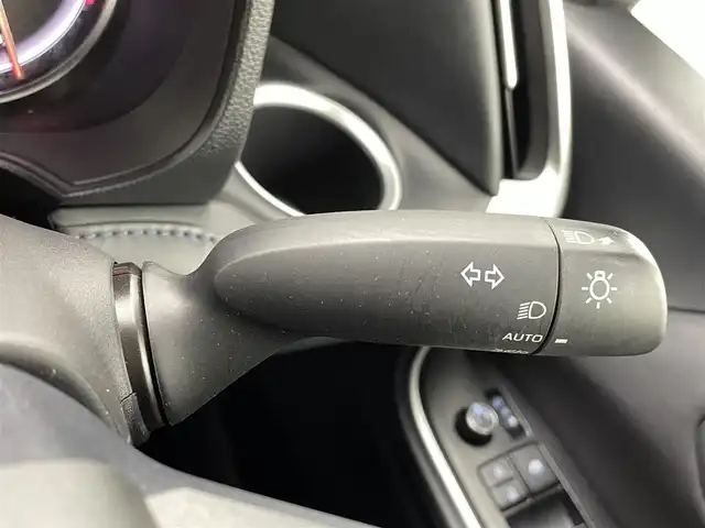 トヨタ ヴォクシー S－Z 熊本県 2022(令4)年 3.8万km アティチュードブラックマイカ 純正ナビ/　（HDMI・Bluetooth・フルセグ）/バックカメラ/純正フリップダウンモニター/デジタルミラー型ドライブレコーダー/トヨタセーフティセンス/・プリクラッシュセーフティ/・レーントレーシングアシスト/・レーンディパーチャーアラート/・レーダークルーズコントロール/・オートマチックハイビー/・駐車時支援パーキングサポートシステム/・ロードサインアシスト/・先行車発進お知らせ機能/横滑り防止/両側パワースライドドア/ビルトインETC2.0/前席シートヒーター/電動パーキングブレーキ/ブレーキホールド/オートライト/LEDヘッドライト/ハーフレザーシート/社外フロアマット/純正17インチAW/スマートキー/プッシュスタート/スペアキー1本/保証書/取扱説明書