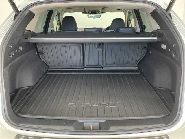 スバル レヴォーグ 1．8GT－H EX 愛知県 2021(令3)年 6万km クリスタルホワイトP 純正10型ディスプレイオーディオナビ/レーダークルーズコントロール/シートヒーター/バックカメラ/コーナーセンサー/電動リアゲート/パワーシート/純正アルミホイール/レーンキープアシスト/ＥＴＣ/インテリジェントミラー/衝突軽減システム/Bluetooth/ステアリングスイッチ/スマートキー/プッシュスタート