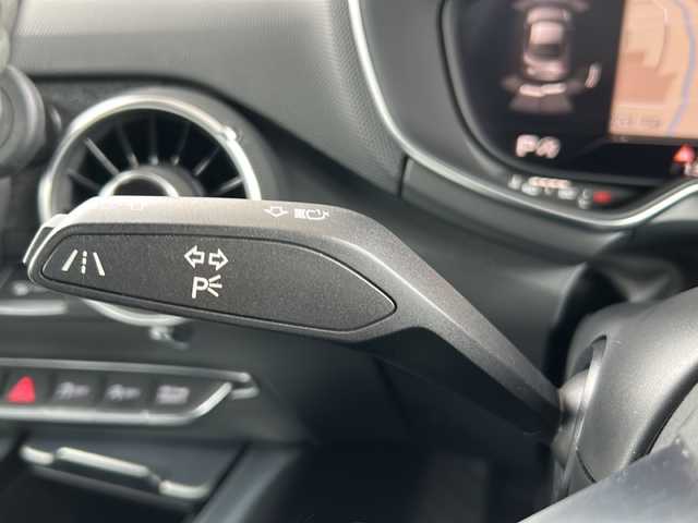 アウディ ＴＴＳクーペ 2.0 TFSI クワトロ 東京都 2015(平27)年 6.3万km セパンブルーパールエフェクト 純正メーカーナビ　【Bluetooth接続可、USB接続可、CD、DVD、フルセグTV、AUX】/ETC/ドライブレコーダー前後/クルーズコントロール追従機能付き/パーキングアシスト/アイドリングストップ/バックカメラ/レーンキープアシスト/コーナーセンサー/横滑り防止装置/盗難防止装置/オットマン/レザーシート/シートヒーター/パワーシート/4WD/ターボ/MTモード付AT/パドルシフト/センターコンソール/drive select/電動リアスポイラー/オートライト/オートマチックハイビーム/LEDヘッドライト/純正フロアマット/純正アルミホイール/ABS/保証書/記録簿/取扱説明書/スマートキー/スペアキー1本