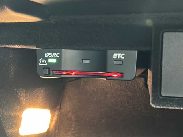 アウディ ＴＴＳクーペ 2.0 TFSI クワトロ 東京都 2015(平27)年 6.3万km セパンブルーパールエフェクト 純正メーカーナビ　【Bluetooth接続可、USB接続可、CD、DVD、フルセグTV、AUX】/ETC/ドライブレコーダー前後/クルーズコントロール追従機能付き/パーキングアシスト/アイドリングストップ/バックカメラ/レーンキープアシスト/コーナーセンサー/横滑り防止装置/盗難防止装置/オットマン/レザーシート/シートヒーター/パワーシート/4WD/ターボ/MTモード付AT/パドルシフト/センターコンソール/drive select/電動リアスポイラー/オートライト/オートマチックハイビーム/LEDヘッドライト/純正フロアマット/純正アルミホイール/ABS/保証書/記録簿/取扱説明書/スマートキー/スペアキー1本