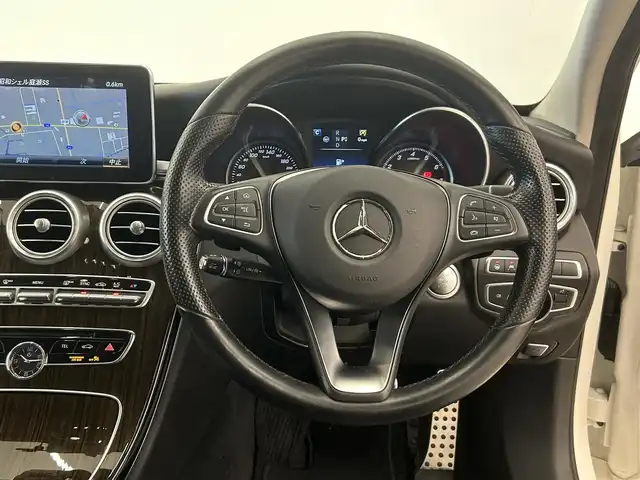 メルセデス・ベンツ Ｃ２００ アバンギャルド 岡山県 2017(平29)年 6.8万km パール 純正ナビ/バックカメラ/フルセグTV/Bluetooth/Burmester/アンビエントライト/パワーシート/シートヒーター/ハーフレザーシート/ドライブレコーダー/ETC/電動リアゲート/コーナーセンサー/純正17インチアルミ