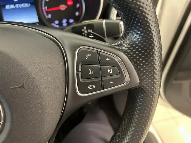 メルセデス・ベンツ Ｃ２００ アバンギャルド 岡山県 2017(平29)年 6.8万km パール 純正ナビ/バックカメラ/フルセグTV/Bluetooth/Burmester/アンビエントライト/パワーシート/シートヒーター/ハーフレザーシート/ドライブレコーダー/ETC/電動リアゲート/コーナーセンサー/純正17インチアルミ