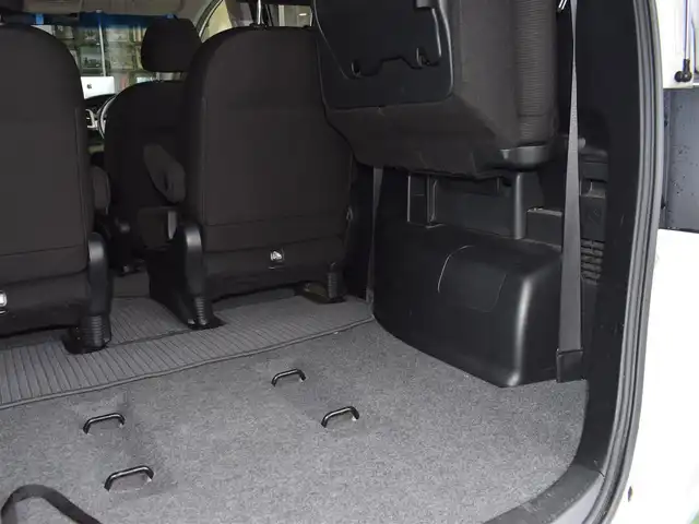 ホンダ フリード G ジャストセレクション 神奈川県 2013(平25)年 7.4万km ホワイトオーキッドパール ワンオーナー/フロントコーナーセンサー/片側パワースライドドア/ステアリングリモコン/スペアキー有/純正SDナビ/バックカメラ/Bluetooth/DVD/CD/6人乗り/２列目ウォークスルー/純正フロアマット/ETC/ECONモード/禁煙車/電動格納ミラー