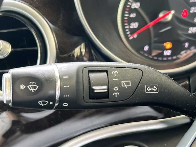 メルセデス・ベンツ Ｖ２２０ d アバンギャルド ロング 福島県 2016(平28)年 7.5万km 黒 登録時走行距離：74/267km/純正メーカーナビ/（BT接続/CD/DVD/AM/FM）/フリップダウンモニター/ETC/クルーズコントロール/クリアランスソナー/パワーシート/シートヒーター/WAC/電動パーキングブレーキ/電動リアゲート/アイドリングストップ/純正AW/アラウンドビューモニター/バックカメラ/レザーシート/三列シート/保証書/取扱説明書