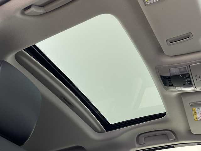 トヨタ ランドクルーザー プラド TX Lパッケージ 鹿児島県 2022(令4)年 4.2万km ホワイトパールクリスタルシャイン アルパイン製11型ナビ/（BT/フルセグTV）/サンルーフ/プリクラッシュセーフティ/レーダークルーズコントロール/レーンキープアシスト/ブラックレザーシート/シートヒーター/シートベンチレーション/オートライト/オートマチックハイビーム/ヘッドライトウォッシャー/スマートキー/プッシュスタート