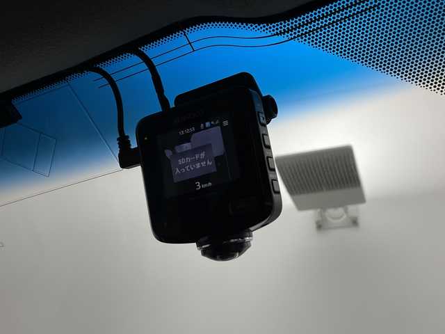 トヨタ ランドクルーザー プラド TX Lパッケージ 鹿児島県 2022(令4)年 4.2万km ホワイトパールクリスタルシャイン アルパイン製11型ナビ/（BT/フルセグTV）/サンルーフ/プリクラッシュセーフティ/レーダークルーズコントロール/レーンキープアシスト/ブラックレザーシート/シートヒーター/シートベンチレーション/オートライト/オートマチックハイビーム/ヘッドライトウォッシャー/スマートキー/プッシュスタート