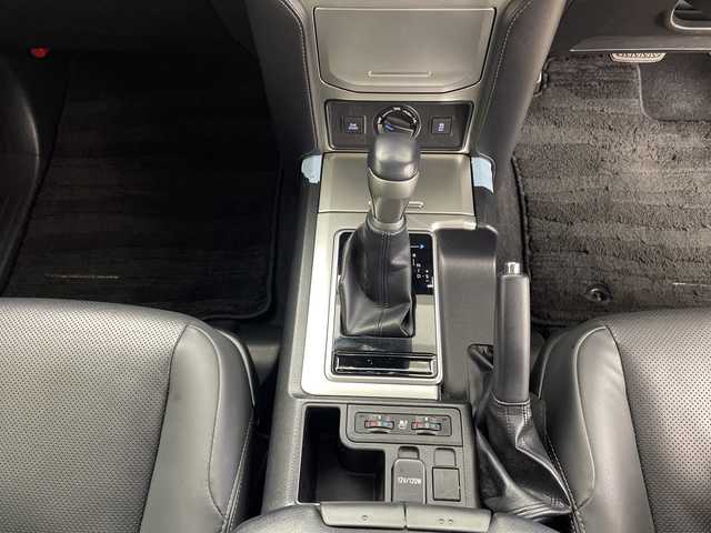 トヨタ ランドクルーザー プラド TX Lパッケージ 鹿児島県 2022(令4)年 4.2万km ホワイトパールクリスタルシャイン アルパイン製11型ナビ/（BT/フルセグTV）/サンルーフ/プリクラッシュセーフティ/レーダークルーズコントロール/レーンキープアシスト/ブラックレザーシート/シートヒーター/シートベンチレーション/オートライト/オートマチックハイビーム/ヘッドライトウォッシャー/スマートキー/プッシュスタート