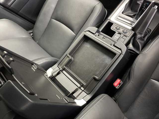 トヨタ ランドクルーザー プラド TX Lパッケージ 鹿児島県 2022(令4)年 4.2万km ホワイトパールクリスタルシャイン アルパイン製11型ナビ/（BT/フルセグTV）/サンルーフ/プリクラッシュセーフティ/レーダークルーズコントロール/レーンキープアシスト/ブラックレザーシート/シートヒーター/シートベンチレーション/オートライト/オートマチックハイビーム/ヘッドライトウォッシャー/スマートキー/プッシュスタート