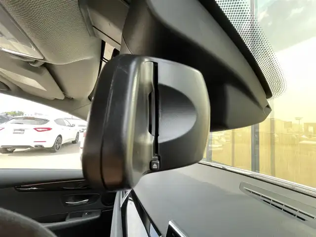 ＢＭＷ ２１８ｄ アクティブツアラー スポーツ 石川県 2019(平31)年 6.8万km アルピンホワイトⅢ 純正HDDナビ/（Bluetooth/バックカメラ/CD/DVD）/USB/衝突軽減ブレーキ/インテリジェントセーフティ/クルーズコントロール/電動格納ミラー/LEDオートライト/前後フォグランプ/電動リアゲート/プッシュスタート/アンビエントライト/黒革ハーフレザー/前席シートヒーター/オットマン/トノカバー/ETC