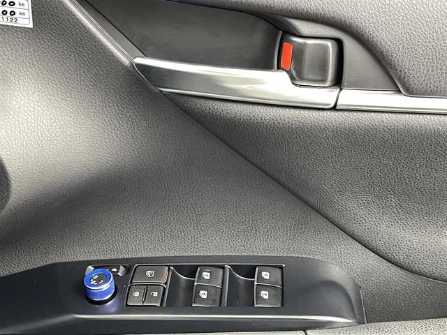 トヨタ カムリ WS ブラックエディション 熊本県 2020(令2)年 5.6万km プレシャスブラックパール 禁煙車/純正ナビ　/バックカメラ　/社外前後ドライブレコーダー　/ビルトインETC2.0/パワーバックドア　/前後クリアランスソナー　/ＪＢＬサウンド　/トヨタセーフティーセンス/・プリクラッシュセーフティ/・レーンキープアシスト/・ブラインドスポットモニター/・ふらつき警報機能/・パーキングサポート/・アダブティブクルーズコントロール/・リアクロストラフィックアラート/横滑り防止/パドルシフト/前席シートヒーター/オートライト/オートマチックハイビーム/LEDヘッドライト/フォグライト/スマートキー/プッシュスタート/スペアキー1本/保証書/取扱説明書