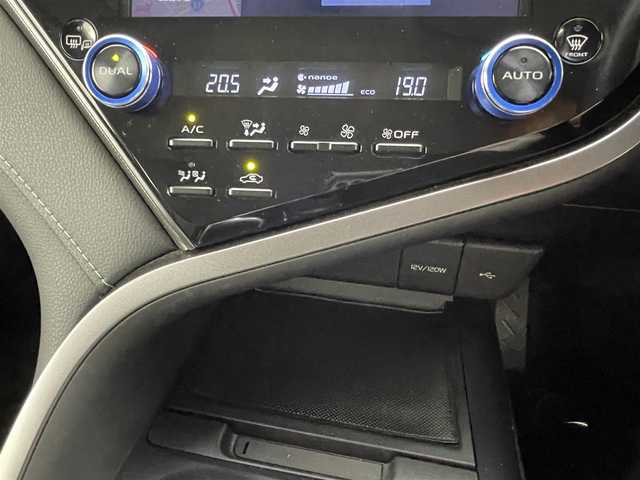 トヨタ カムリ WS ブラックエディション 熊本県 2020(令2)年 5.6万km プレシャスブラックパール 禁煙車/純正ナビ　/バックカメラ　/社外前後ドライブレコーダー　/ビルトインETC2.0/パワーバックドア　/前後クリアランスソナー　/ＪＢＬサウンド　/トヨタセーフティーセンス/・プリクラッシュセーフティ/・レーンキープアシスト/・ブラインドスポットモニター/・ふらつき警報機能/・パーキングサポート/・アダブティブクルーズコントロール/・リアクロストラフィックアラート/横滑り防止/パドルシフト/前席シートヒーター/オートライト/オートマチックハイビーム/LEDヘッドライト/フォグライト/スマートキー/プッシュスタート/スペアキー1本/保証書/取扱説明書