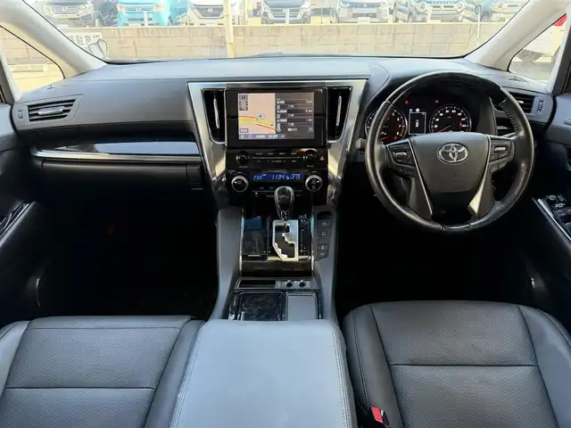 トヨタ アルファード S Cパッケージ 兵庫県 2021(令3)年 2.3万km ホワイトパールクリスタルシャイン ワンオーナー/純正ナビ/（BT/AM/FM）/バックカメラ/フルセグTV/ETC　/サンルーフ/両側パワースライドドア/衝突軽減ブレーキ/レーダークルーズコントロール/前後コーナーセンサ―/前後ドライブレコーダー/MTモード付AT/後席モニター/ステアリングヒーター/レザーシート/パワーイージーアクセスシステム/パワーシート/シートヒーター/オートライト/フォグランプ/電動リアゲート/電動パーキングブレーキ/スマートキー/電動格納ミラー/純正フロアマット/取扱説明書・保証書