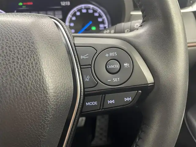 トヨタ ハリアー ハイブリッド 茨城県 2020(令2)年 1.6万km プレシャスブラックパール 純正ナビ/フルセグ視聴可/全方位カメラ/100V充電/ドラレコ/ETC2.0/Bluetooth接続/USB入力端子/電動リアゲート/パワーシート（D＋N席）/シートヒート（D＋N席）/エアシート（D＋N席）/純正AW/純正フロアマット/コーナーセンサー（前後）/オートマチックハイビーム/LEDライト/ステアリングヒーター