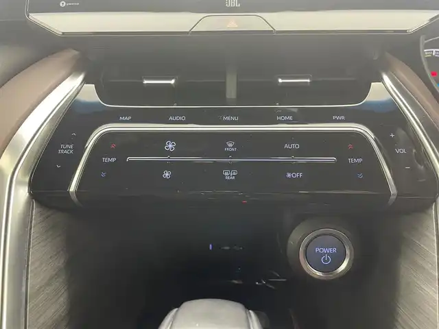 トヨタ ハリアー ハイブリッド 茨城県 2020(令2)年 1.6万km プレシャスブラックパール 純正ナビ/フルセグ視聴可/全方位カメラ/100V充電/ドラレコ/ETC2.0/Bluetooth接続/USB入力端子/電動リアゲート/パワーシート（D＋N席）/シートヒート（D＋N席）/エアシート（D＋N席）/純正AW/純正フロアマット/コーナーセンサー（前後）/オートマチックハイビーム/LEDライト/ステアリングヒーター