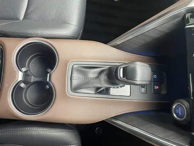 トヨタ ハリアー ハイブリッド 茨城県 2020(令2)年 1.6万km プレシャスブラックパール 純正ナビ/フルセグ視聴可/全方位カメラ/100V充電/ドラレコ/ETC2.0/Bluetooth接続/USB入力端子/電動リアゲート/パワーシート（D＋N席）/シートヒート（D＋N席）/エアシート（D＋N席）/純正AW/純正フロアマット/コーナーセンサー（前後）/オートマチックハイビーム/LEDライト/ステアリングヒーター