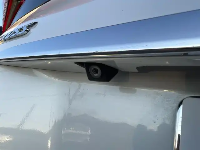 三菱 エクリプス クロス ブラックエディション 宮崎県 2019(令1)年 7.3万km シルキーホワイト 社外ナビゲーション/　AM FM CD BT TV DVD/バックカメラ/衝突軽減ブレーキ/アイドリングストップ/LEDヘッドライト/フォグランプ/スマートキー/プッシュスタート/レーンキープアシスト/スマートキー/プッシュスタート/ウィンカーミラー/電動格納ミラー