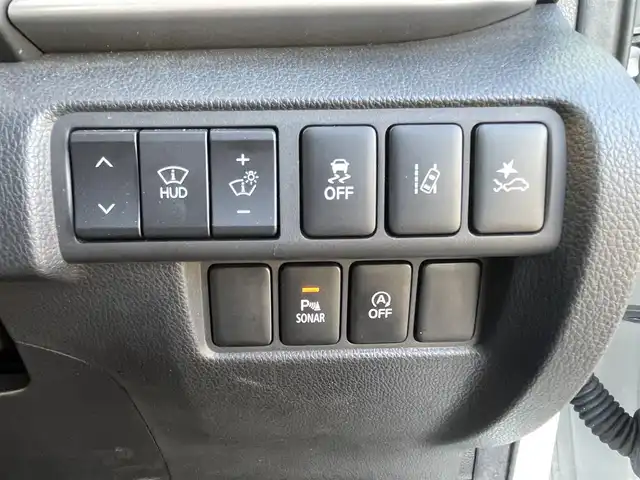 三菱 エクリプス クロス ブラックエディション 宮崎県 2019(令1)年 7.3万km シルキーホワイト 社外ナビゲーション/　AM FM CD BT TV DVD/バックカメラ/衝突軽減ブレーキ/アイドリングストップ/LEDヘッドライト/フォグランプ/スマートキー/プッシュスタート/レーンキープアシスト/スマートキー/プッシュスタート/ウィンカーミラー/電動格納ミラー