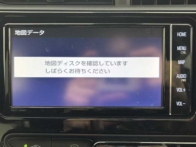 トヨタ アクア クロスオーバー グラム 群馬県 2019(令1)年 4.4万km オリーブマイカM 純正ナビ　ビルトインＥＴＣ　ハーフレザー　ルーフレール　衝突被害軽減ブレーキ　コーナーセンサー　レーンアシスト　オートマチックハイビーム　ヘッドライトレベライザー　ステアリングスイッチ　禁煙車