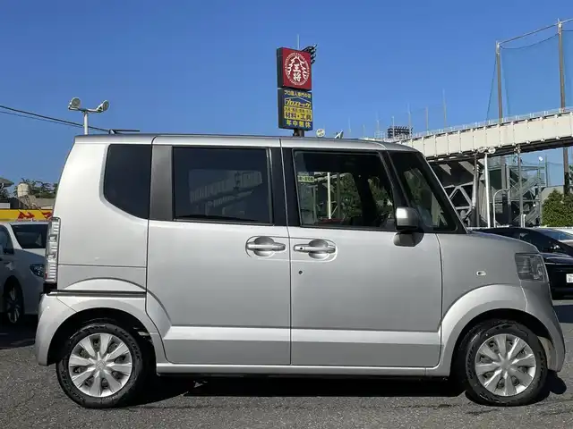 ホンダ Ｎ ＢＯＸ G 千葉県 2016(平28)年 8.4万km カトラリーシルバーM メモリナビ（VXM-164CSi）/CD/ワンセグ/BT/プッシュスタート/スマートキー/純正フロアマット/取扱説明書