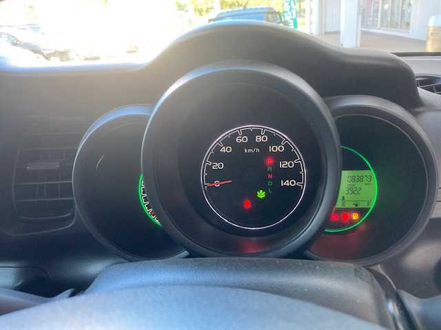 ホンダ Ｎ ＢＯＸ G 千葉県 2016(平28)年 8.4万km カトラリーシルバーM メモリナビ（VXM-164CSi）/CD/ワンセグ/BT/プッシュスタート/スマートキー/純正フロアマット/取扱説明書