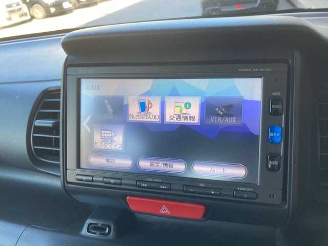 ホンダ Ｎ ＢＯＸ G 千葉県 2016(平28)年 8.4万km カトラリーシルバーM メモリナビ（VXM-164CSi）/CD/ワンセグ/BT/プッシュスタート/スマートキー/純正フロアマット/取扱説明書