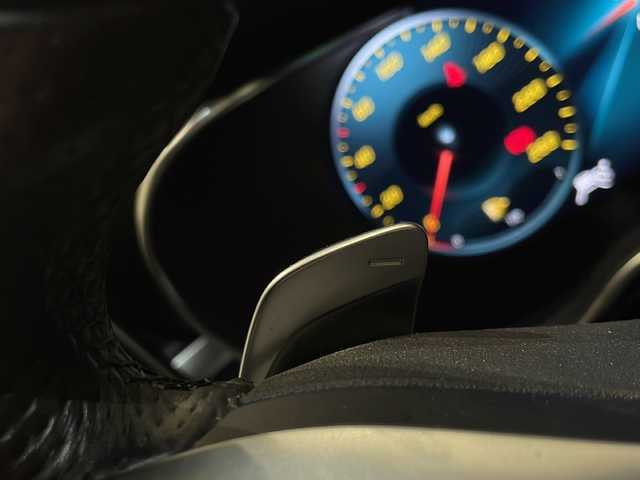 メルセデス・ベンツ Ｃ２００ 新潟県 2019(令1)年 4.3万km ポーラホワイト アクティブブレーキアシスト/レーンチェンジアシスト/メモリー付パワーシート（D席/N席）/純正ナビ/ヘッドアップディスプレイ/バックカメラ/アイドリングストップ/ASCD/プッシュスタート/ETC/パワーバックドア/EPS/アクティブブレーキアシスト/レーンチェンジアシスト/ヒーターシート/インテリジェントキー