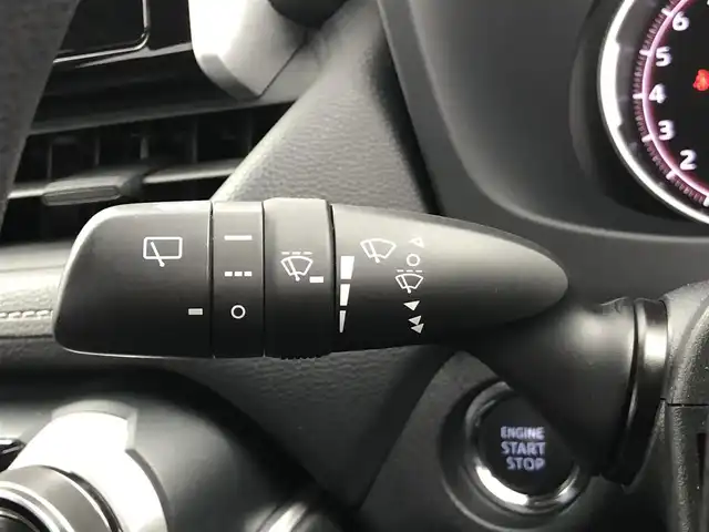 トヨタ ＲＡＶ４ X 愛知県 2023(令5)年 3.1万km シルバーメタリック ナビ　/バックカメラ　/ＢＳＭ　/クルコン　/ＭＴモード　/ＥＴＣ２．０　/タイプＣ　/オートハイビーム　/前後ドラレコ　/前後ソナー　/アルミホイール　/スマートキー　/ルーフレール　/保証書　/取説　/スペアキー