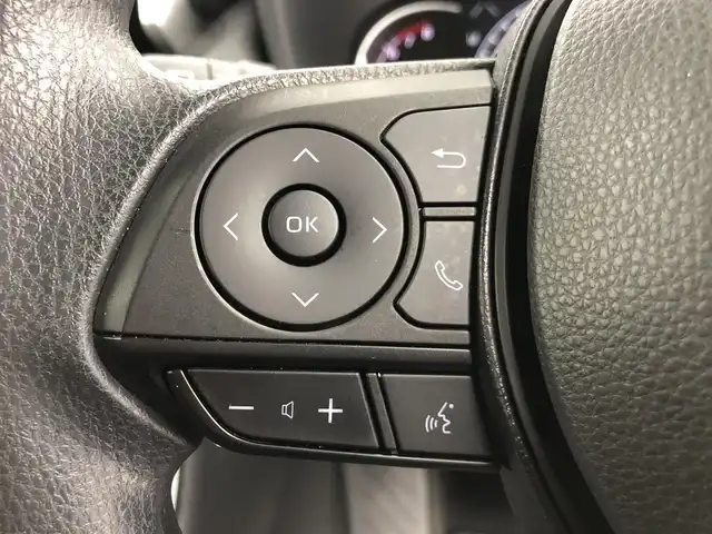 トヨタ ＲＡＶ４ X 愛知県 2023(令5)年 3.1万km シルバーメタリック ナビ　/バックカメラ　/ＢＳＭ　/クルコン　/ＭＴモード　/ＥＴＣ２．０　/タイプＣ　/オートハイビーム　/前後ドラレコ　/前後ソナー　/アルミホイール　/スマートキー　/ルーフレール　/保証書　/取説　/スペアキー