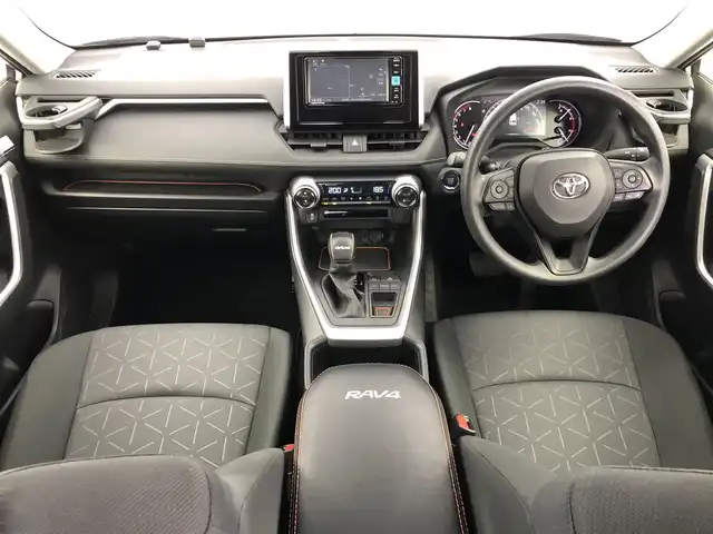 トヨタ ＲＡＶ４ X 愛知県 2023(令5)年 3.1万km シルバーメタリック ナビ　/バックカメラ　/ＢＳＭ　/クルコン　/ＭＴモード　/ＥＴＣ２．０　/タイプＣ　/オートハイビーム　/前後ドラレコ　/前後ソナー　/アルミホイール　/スマートキー　/ルーフレール　/保証書　/取説　/スペアキー