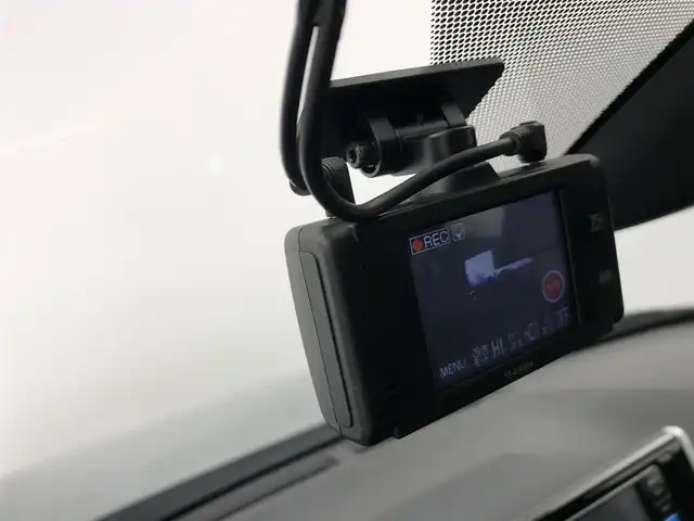 トヨタ ＲＡＶ４ X 愛知県 2023(令5)年 3.1万km シルバーメタリック ナビ　/バックカメラ　/ＢＳＭ　/クルコン　/ＭＴモード　/ＥＴＣ２．０　/タイプＣ　/オートハイビーム　/前後ドラレコ　/前後ソナー　/アルミホイール　/スマートキー　/ルーフレール　/保証書　/取説　/スペアキー