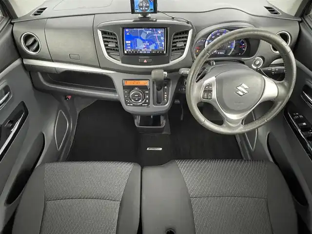 スズキ ワゴンＲ スティングレー T 福島県 2012(平24)年 8.1万km ブルーイッシュブラックパール3 歩行者傷害軽減ボディ/・ブレーキペダル後退抑制機構/・衝突安全設計インテリア/・むち打ち傷害軽減フロントシート /・予防安全・走行安全性能/・ABS（アンチロック・ブレーキシステム）/・EBD（電子制御制動力配分システム）/・ESP（車両走行安定補助システム）/・急ブレーキお知らせ機能/・ヒルホールドコントロール（CVT車）/純正ナビゲーション/・型式：CQ-VZ02JQCJ/・Bluetooth/TV/CD/DVD/USB/AM・FM/・LEDライト/・フォグライト/・オートライト/プッシュスタート/・スマートキー/純正フロアマット/革巻きステアリング/・ステアリングスイッチ/ドアバイザー/レーダー探知機