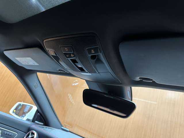 メルセデス・ベンツ ＣＬＡ１８０ Sブレイク　スポーツ 千葉県 2017(平29)年 6.8万km カルサイトホワイト ＡＭＧレザーエクスクルーシブＰＫＧ　/パノラマＳＲ　/黒革シート　/ＡＣＣ　/ナビ　/ＴＶ　/Ｂｌｕｅｔｏｏｔｈ接続　/Ｂカメラ　/シートヒーター　/電動リアゲート　/ＬＥＤライト　/衝突軽減Ｂ　/ＢＳＭ　/ＬＫＡ　/ＥＴＣ