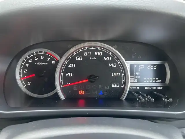 トヨタ パッソ モーダ　S 静岡県 2018(平30)年 2.3万km パールホワイトⅢ 1オーナー　/衝突軽減警告　/LEDライト　/オートライト /リアセンサー /電動格納ドアミラー　/ドアバイザー　/フロアマット　/スマートキー  /スペアキー  /保証書　/取説