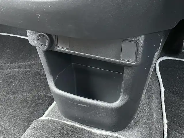トヨタ パッソ モーダ　S 静岡県 2018(平30)年 2.3万km パールホワイトⅢ 1オーナー　/衝突軽減警告　/LEDライト　/オートライト /リアセンサー /電動格納ドアミラー　/ドアバイザー　/フロアマット　/スマートキー  /スペアキー  /保証書　/取説