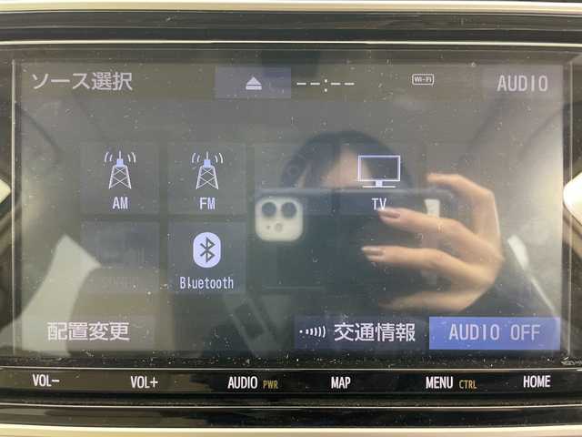 トヨタ ランドクルーザー プラド TX Lパッケージ 道央・札幌 2022(令4)年 4.9万km ホワイトパールクリスタルシャイン ・4WD/・サンルーフ/・純正ナビ/・BT&CD&DVD&フルセグTV/・バックカメラ/・トヨタセーフティセンス/・アダプティブクルーズコントロール/・レザーシート/・1.3列目パワーシート/・3列目電動格納/・全席シートヒーター&ベンチレーション/・ドアミラーヒーター/・純正ビルトインETC/・LEDライト&フォグ/・オートライト/・オートマチックハイビーム/・プッシュスタート/・スマートキー×2