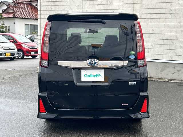 トヨタ ノア ハイブリッド Si ダブルバイビー 山形県 2016(平28)年 10.4万km ブラック 純正SDナビ/・フルセグTV/AM/FM/DVD/Bluetooth/衝突被害軽減ブレーキ/ドライブレコーダー/両側パワースライドドア/バックカメラ/レーンキープアシスト/クルーズコントロール/プリクラッシュセーフティ/オートライト/オートハイビーム/ETC/スマートキー/スペアキー/フォグランプ/冬タイヤ積載