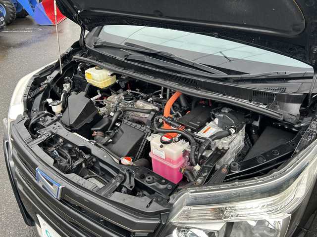 トヨタ ノア ハイブリッド Si ダブルバイビー 山形県 2016(平28)年 10.4万km ブラック 純正SDナビ/・フルセグTV/AM/FM/DVD/Bluetooth/衝突被害軽減ブレーキ/ドライブレコーダー/両側パワースライドドア/バックカメラ/レーンキープアシスト/クルーズコントロール/プリクラッシュセーフティ/オートライト/オートハイビーム/ETC/スマートキー/スペアキー/フォグランプ/冬タイヤ積載