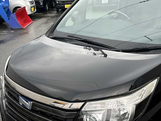 トヨタ ノア ハイブリッド Si ダブルバイビー 山形県 2016(平28)年 10.4万km ブラック 純正SDナビ/・フルセグTV/AM/FM/DVD/Bluetooth/衝突被害軽減ブレーキ/ドライブレコーダー/両側パワースライドドア/バックカメラ/レーンキープアシスト/クルーズコントロール/プリクラッシュセーフティ/オートライト/オートハイビーム/ETC/スマートキー/スペアキー/フォグランプ/冬タイヤ積載