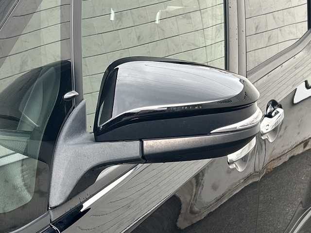 トヨタ ノア ハイブリッド Si ダブルバイビー 山形県 2016(平28)年 10.4万km ブラック 純正SDナビ/・フルセグTV/AM/FM/DVD/Bluetooth/衝突被害軽減ブレーキ/ドライブレコーダー/両側パワースライドドア/バックカメラ/レーンキープアシスト/クルーズコントロール/プリクラッシュセーフティ/オートライト/オートハイビーム/ETC/スマートキー/スペアキー/フォグランプ/冬タイヤ積載