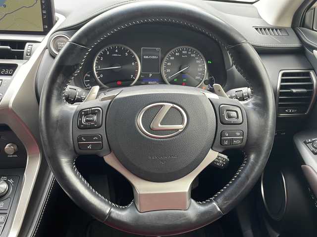レクサス ＮＸ 300 Iパッケージ 道東・釧路十勝 2018(平30)年 8.1万km ソニッククォーツ 4WD/ワンオーナー/純正10.1インチワイドナビ/　(CD/DVD/BT)/フルセグTV/全方位モニター/バックカメラ/パワーバックドア/プリクラッシュセーフティ/レーンキープアシスト/レーダークルーズコントロール/オートハイビーム/BSM/ビルドイン2.0ETC/前席シートヒーター/前席パワーシート/ハンドルヒーター/前後コーナーセンサー/社外前ドライブレコーダー/赤レザーシート/パドルシフト/メモリシート/純正AWスタッドレスセット積込(225/65R17)/シーケンシャルウィンカー/LEDヘッドライト/LEDフォグ/ヘッドライトウォッシャー/ブレーキホールド/スペアキー/カードキー/取扱説明書/保証書