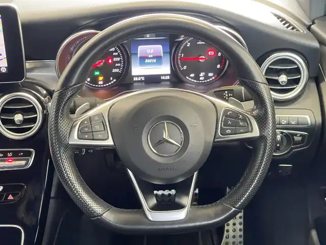 メルセデス・ベンツ ＧＬＣ２２０ d 4マチック クーペ スポーツ 山梨県 2018(平30)年 5.5万km オブシディアンブラック ワンオーナー/レーダーセーフティP/HUD/360カメラ/キーレスゴー/黒半革/前席パワーシート/全席シートＨ/純正ＨＤＤナビ/ＣＤ/ＤＶＤ/フルセグ/ＥＴＣ/ＬＥＤヘッドライト/インテリジェントライト/純正ドラレコ/純正１９インチアルミ