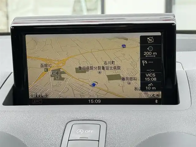 アウディ Ａ１ SB 1．0TFSI 道南・函館 2016(平28)年 5.4万km グレイシアホワイトメタリック 純正ナビ/衝突軽減ブレーキ/夏冬タイヤ/コーナーセンサー/フルセグＴＶ/アイドリングストップ/オートライト/プッシュスタート/ＨＩＤヘッドライト/横滑り防止装置/ＥＴＣ