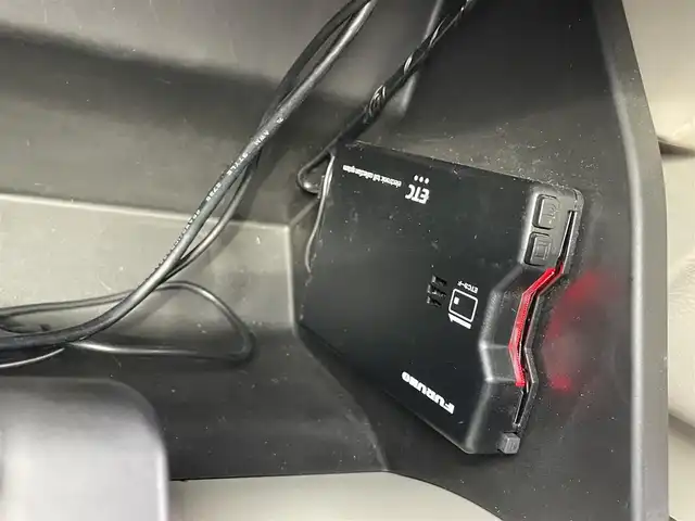 スズキ ラパン モード 千葉県 2021(令3)年 6万km ノクターンブルーパール/ホワイト 2トーンルーフ 衝突軽減ブレーキ/レーンキープアシスト/コーナーセンサー(後)/社外7インチメモリナビ(MDV-D3088TW)/・ワンセグ/BT/DVD/CD/バックカメラ/ステアリングスイッチ/ETC/アイドリングストップ/シートヒーター(D/N席)/LEDヘッドライト/オートライト/スマートキー/プッシュスタート/純正フロアマット/純正14インチホイール