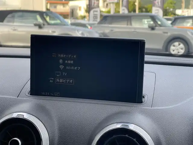アウディ Ａ３ SB 30TFSI スポーツ 山梨県 2020(令2)年 2.8万km グレイシアホワイトメタリック 純正MMIナビ/フルセグ/Bluetooth/バックカメラ/バーチャルコックピット/パドルシフト/ACC/Audiプレセンス/Audiサイドアシスト/半革/シートヒーター /運転席パワーシート/LEDヘッドライト/ETC
