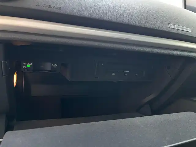 アウディ Ａ３ SB 30TFSI スポーツ 山梨県 2020(令2)年 2.8万km グレイシアホワイトメタリック 純正MMIナビ/フルセグ/Bluetooth/バックカメラ/バーチャルコックピット/パドルシフト/ACC/Audiプレセンス/Audiサイドアシスト/半革/シートヒーター /運転席パワーシート/LEDヘッドライト/ETC