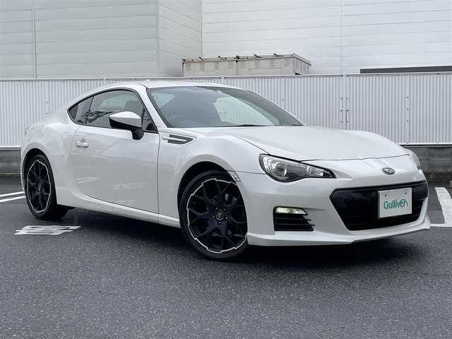 スバル ＢＲＺ R 群馬県 2016(平28)年 9万km クリスタルホワイトP 純正メモリナビゲーション/（CD/SD/BT/フルセグTV）/バックカメラ/キセノンライト/ETC/キーレスキー/純正フロアマット/社外18インチアルミホイール