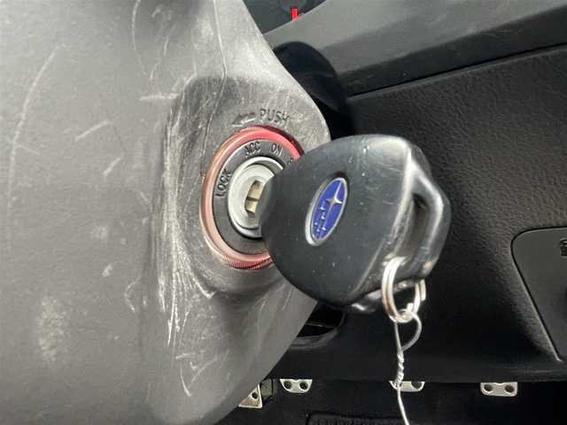 スバル ＢＲＺ R 群馬県 2016(平28)年 9万km クリスタルホワイトP 純正メモリナビゲーション/（CD/SD/BT/フルセグTV）/バックカメラ/キセノンライト/ETC/キーレスキー/純正フロアマット/社外18インチアルミホイール