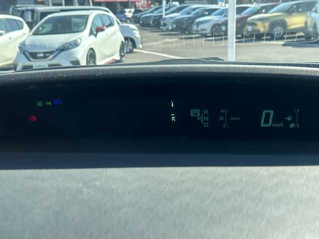 トヨタ プリウス S 鹿児島県 2010(平22)年 17.9万km スーパーホワイトⅡ セーフティセンス/社外ナビ/　　CD/DVD/BT/ワンセグ/バックカメラ/社外15インチアルミホイール/ステアリングスイッチ/アイドリングストップ/ISOFIX/スマートキー/ETC