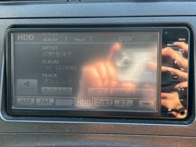 トヨタ プリウス S 鹿児島県 2010(平22)年 17.9万km スーパーホワイトⅡ セーフティセンス/社外ナビ/　　CD/DVD/BT/ワンセグ/バックカメラ/社外15インチアルミホイール/ステアリングスイッチ/アイドリングストップ/ISOFIX/スマートキー/ETC